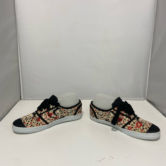 Betty Boop Patterned Sneakers - Picture 3 of 10